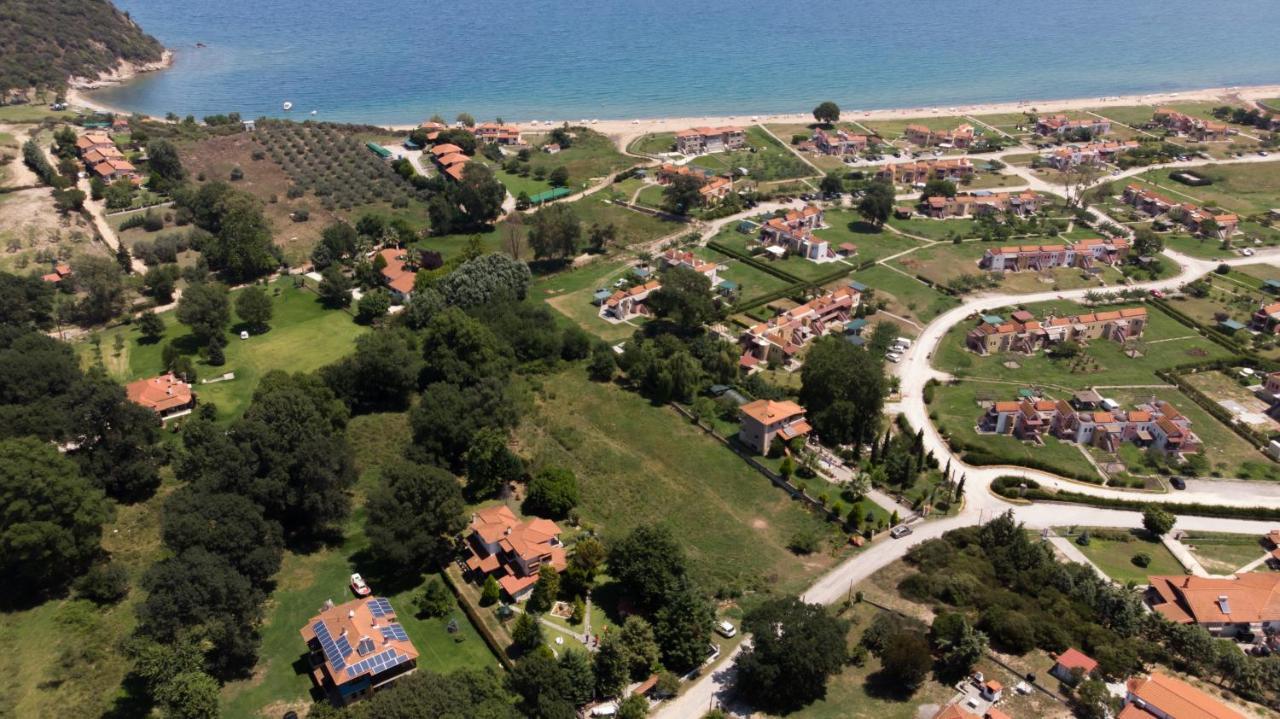 Villa Palmera Ierissos Exterior foto